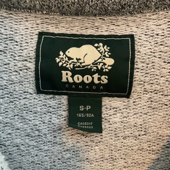 Roots Quarter Zip Sweatshirt - Picture 2 of 3